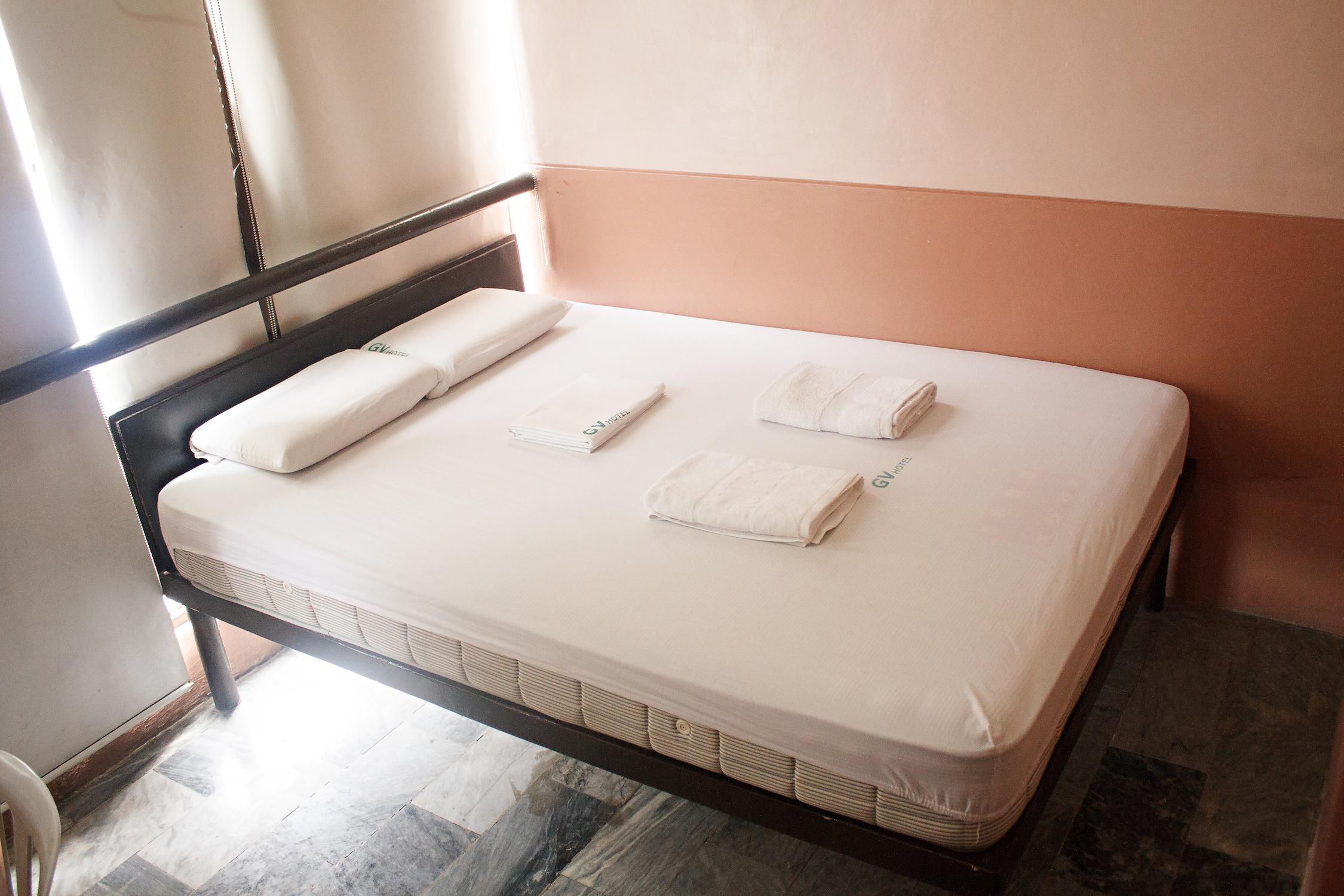 Gv Hotel - Ormoc Ngoại thất bức ảnh