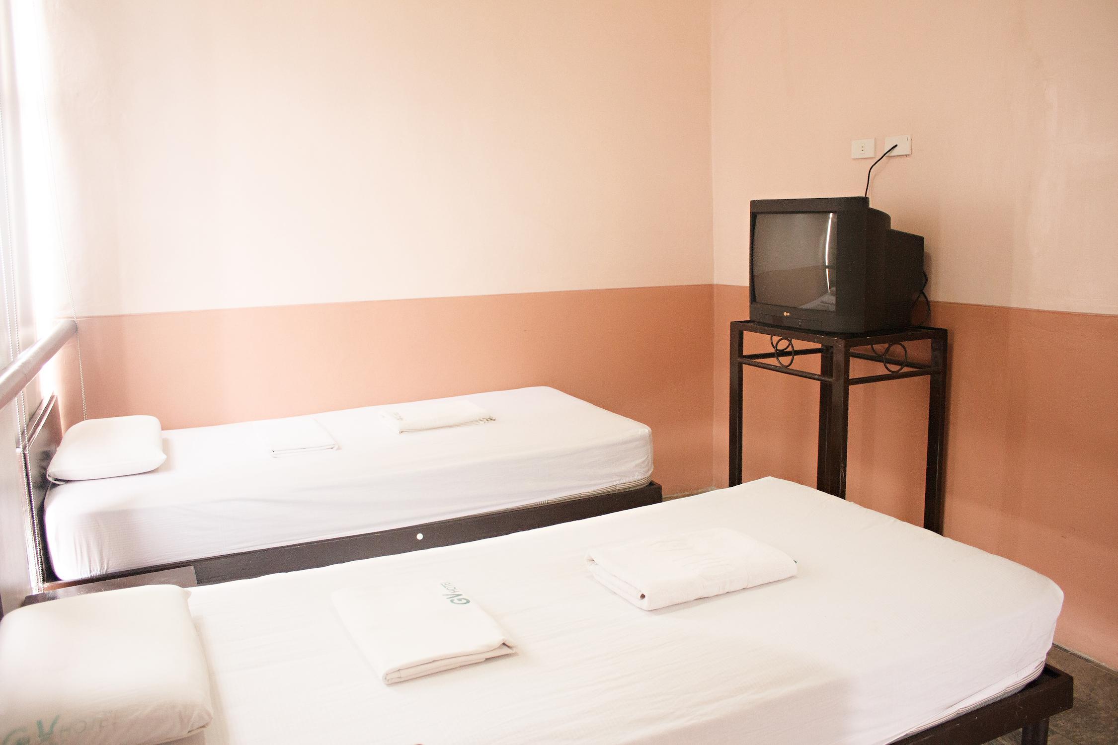 Gv Hotel - Ormoc Ngoại thất bức ảnh