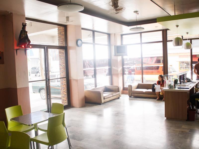 Gv Hotel - Ormoc Ngoại thất bức ảnh