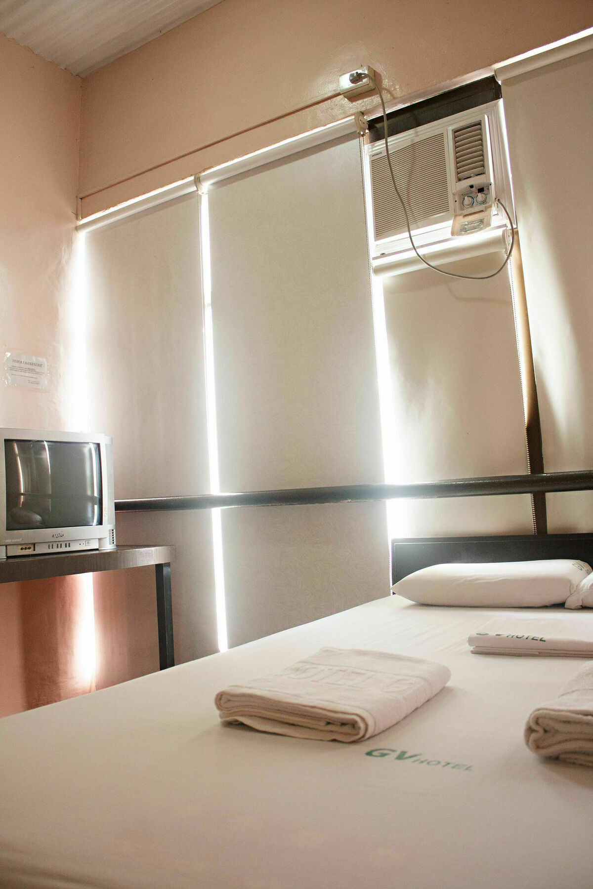 Gv Hotel - Ormoc Ngoại thất bức ảnh