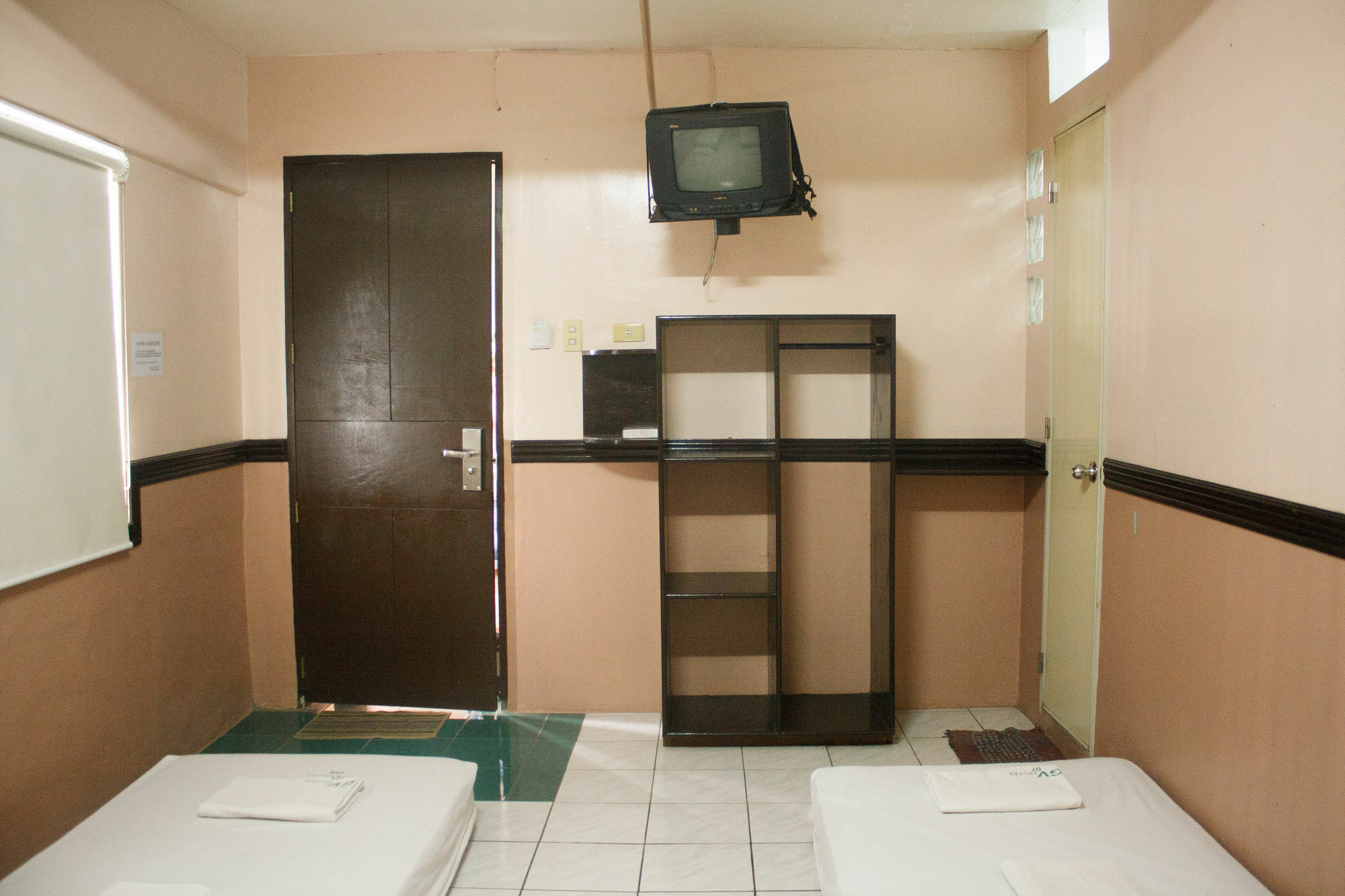 Gv Hotel - Ormoc Ngoại thất bức ảnh